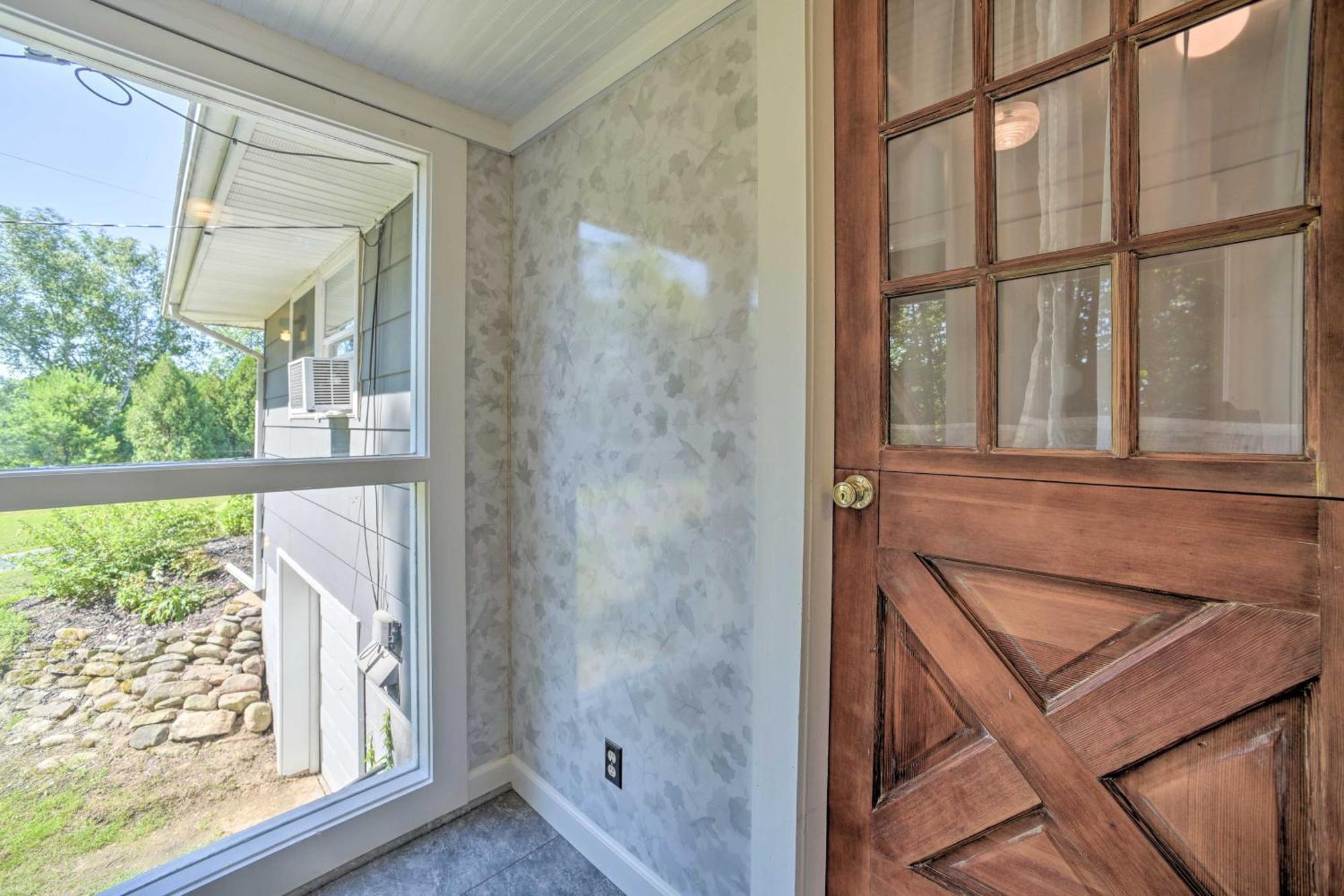 Modern Studio Less Than 13 Mi To Saratoga Racetrack! Ballston Spa Экстерьер фото